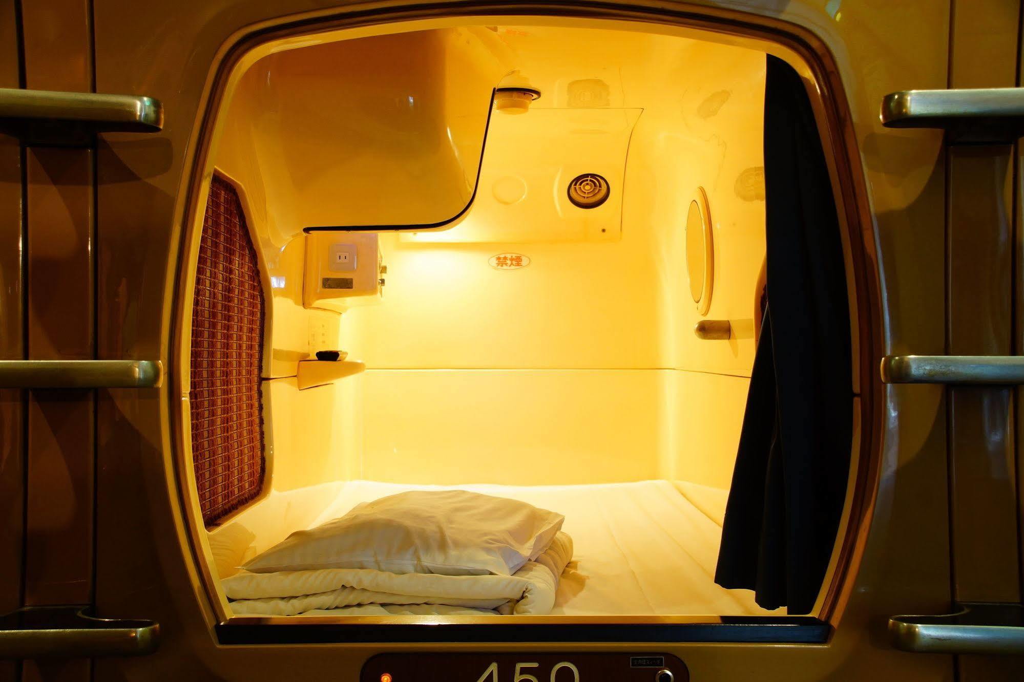 Capsule Inn Kinshicho Prefektura Tokio Exteriér fotografie